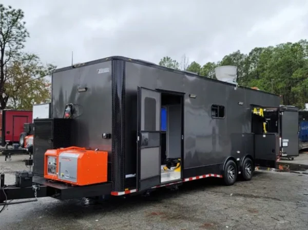 8.5 X 28 BBQ TRAILER with EQUIPMENT - Image 6